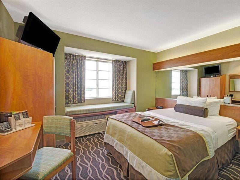 Super 8 By Wyndham San Antonio Downtown Ne Hotell Eksteriør bilde
