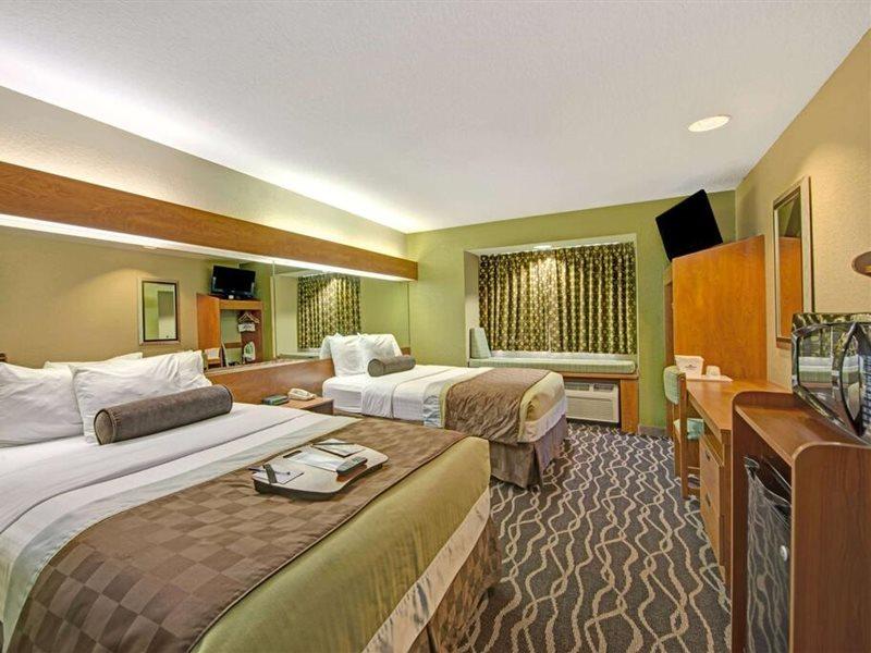 Super 8 By Wyndham San Antonio Downtown Ne Hotell Eksteriør bilde
