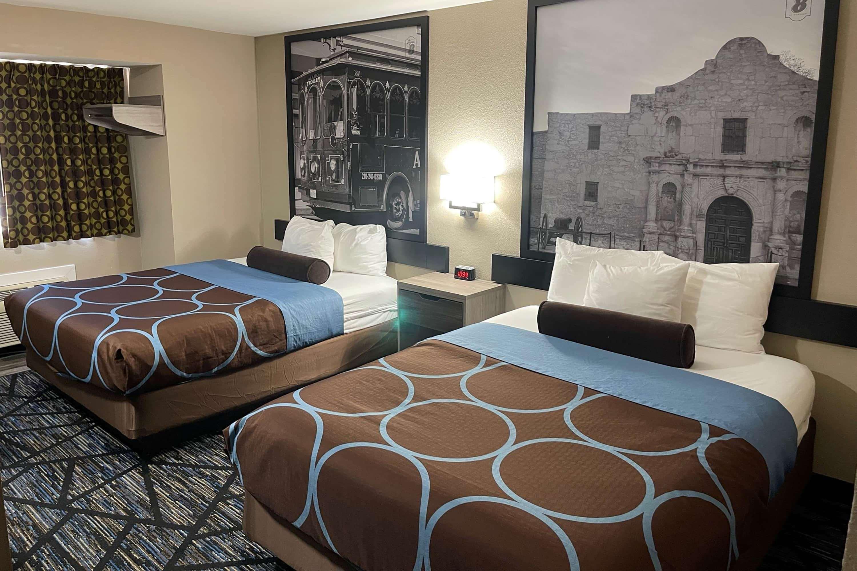 Super 8 By Wyndham San Antonio Downtown Ne Hotell Eksteriør bilde