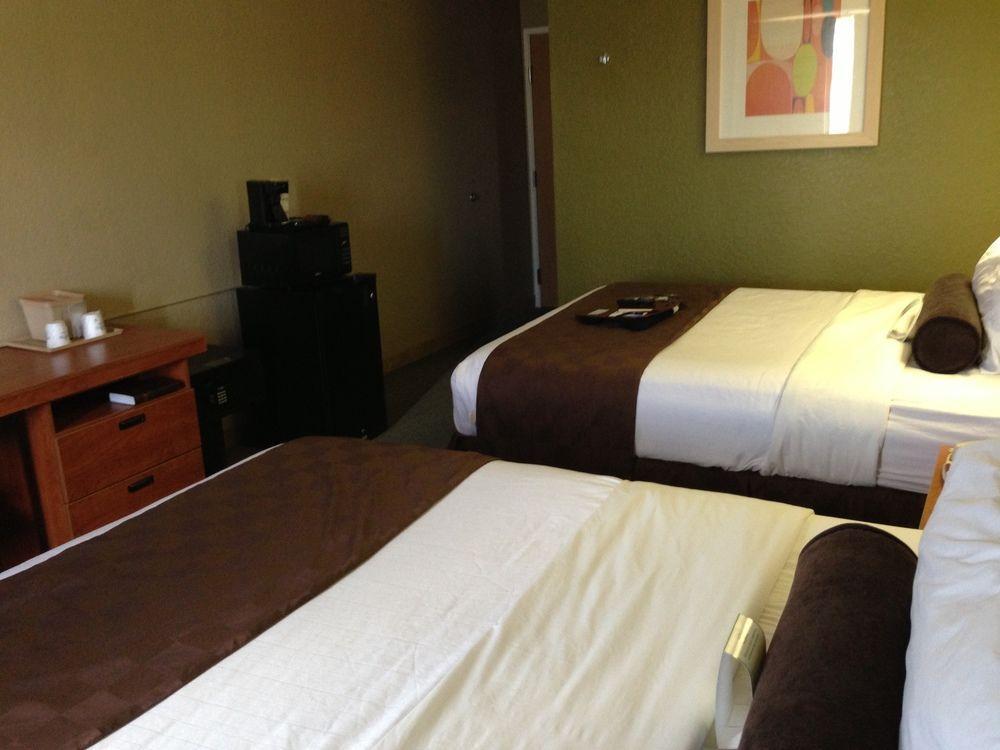 Super 8 By Wyndham San Antonio Downtown Ne Hotell Eksteriør bilde
