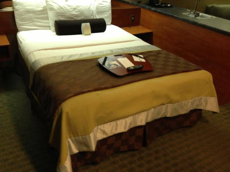 Super 8 By Wyndham San Antonio Downtown Ne Hotell Eksteriør bilde